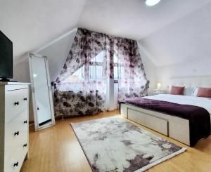 Vila Flora în Gura Humorului