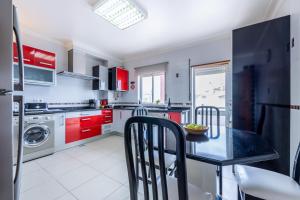 Casa Timor - Perfect Stay for Exploring Lagos & Algarve