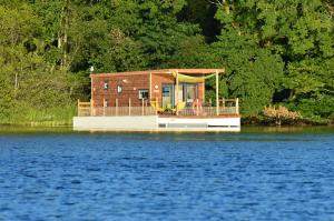 Campings Domaine des Etangs de Taysse : photos des chambres