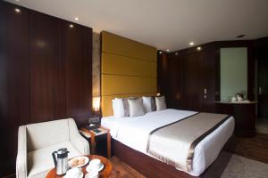 Sea Shell Coral Cove