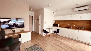Green Stone Apartment