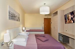 Quadruple Room room in Hotel Bella Riviera