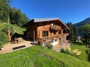 B&B / Chambres d'hotes Chambres d'hotes - B&B - Chalet Mountain Vibes : photos des chambres
