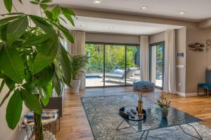 Villas Deluxe VILLA GRAZIELLA 200 M FROM THE BEACH : photos des chambres