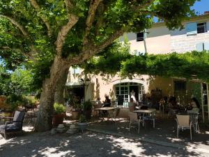 Hotels Logis Hotel la Ferme : photos des chambres