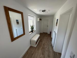 Bungalow 4 Schlafzimmer 8 Personen Parkplatz Grundstück Garten