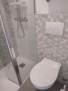 Apartment with Terrace and Garden