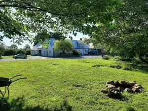 Under Regnbuen, dit fristed på Hærvejen - Nørre Snede