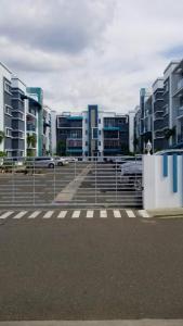 Caribean Dreams Apartement Beautiful Pool and Gym