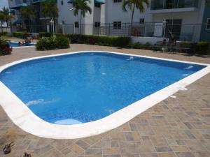 Caribean Dreams Apartement Beautiful Pool and Gym