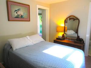 One-Bedroom Suite room in McGregor Inn Motel
