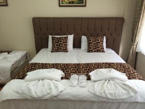 Black Bird Suite Hotel