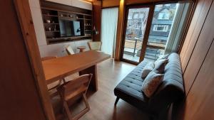 Departamento muy cálido y luminoso, 2 ambientes con amplio balcón, 3PAX (8V4)