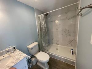 New decorated Guest Suite unit C close to Katy Mills