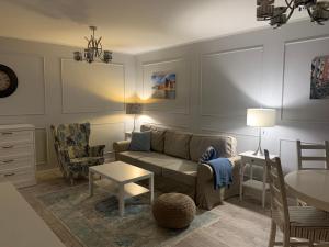 Uroczy apartament nad Motławą miejsce parkingowe w strzeżonej hali
