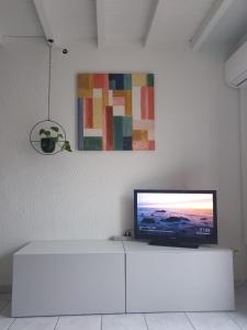 Studio tout confort centre ville - Balcon, Clim, TV, Wifi