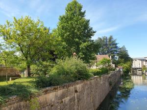 Appartements LE MATIN CALME - Charme ancien - Vue canal : photos des chambres