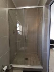 Bryanston one bed apartment