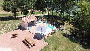 Maison de campagne, bord de lac, piscine, billard 11 per