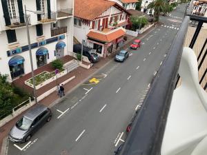 Appartements Atico en esquina rodeado de terrazas todo exterior : photos des chambres