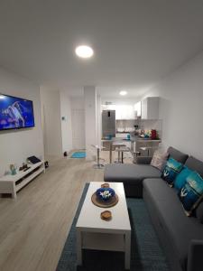 PARADISE BEACH Apartment, with wifi and stunning sea views