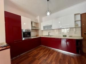 ILLYRIA SQUARE - CITY CENTER APT - WIFI 500 mbs