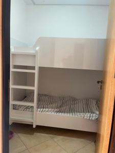 Appartement pied dans l eau à Residence Beralmar