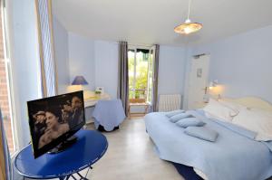 Hotels Hotel De La Chapelle : photos des chambres