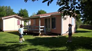 Villages vacances Le Hameau des Genets : photos des chambres