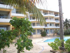 Baan Plerd Plern by Golf