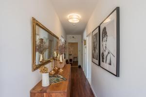 Dalmatian 230m2 with pool and garden near the old town for families