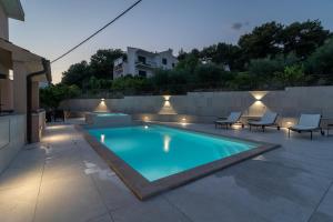 Villa Lavandula with heated swimming pool 