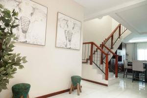 Grayville Apartments