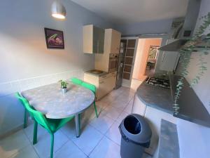 Appartements Boost Your Immo La Rouviere Marseille 9E6 : photos des chambres