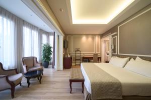 Junior Suite room in Catalonia Passeig de Gràcia 4* Sup