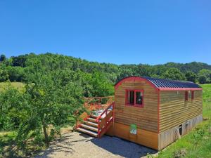 Maisons de vacances La roulotte du tonnelier : photos des chambres