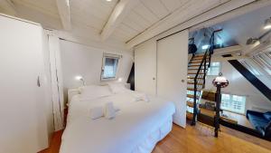 Appartements Le Lohkas - LOFT Triplex Ultra Design Petite France : photos des chambres