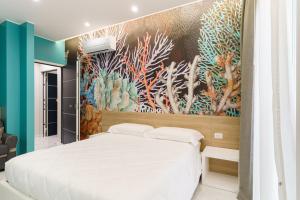 GuestHost - Abissi Room one step from the sea