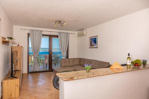 Apartments Lacic 2 