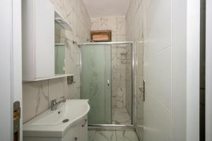 XALİLA HOSTEL Only FOR MEN, BEST IN ISTANBUL