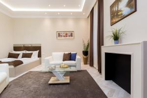 Cozy Dream Home in The Absolute Center