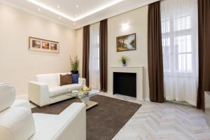 Cozy Dream Home in The Absolute Center