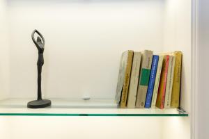 Cozy Dream Home in The Absolute Center