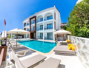 Princess Kinli Suites Hotel