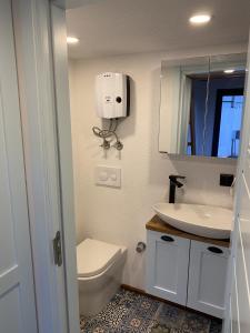 Lavira Tiny House Village