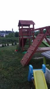 Paprotówka apartament WIOSENNY