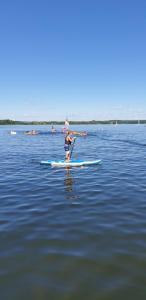 Wilimy Przyczepa Campingowa nad jeziorem Dadaj