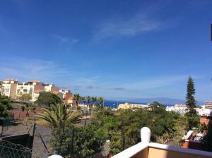 Magnifique terrasse avec jardin vue partielle sur la mer avec piscine chauffée Callao Salvaje Adeje