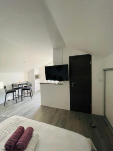 Yin Yang studio apartman