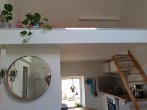 Appartements Studio calme et lumineux avec terrasse : photos des chambres